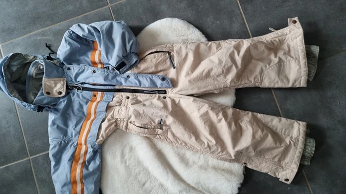 Combinaison ski Décathlon 4 ans beige bleu pleins de rangements capuche - photo numéro 3