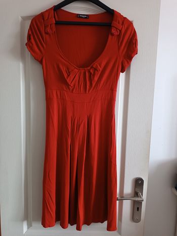 Robe manches courtes