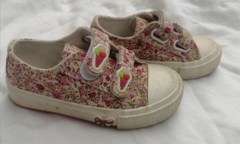 Basket taille 23 chaussea