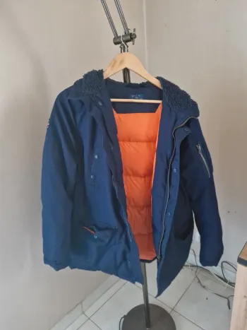 Veste matelassé doudoune ralph lauren taille 13 /14 ans tres bon etat