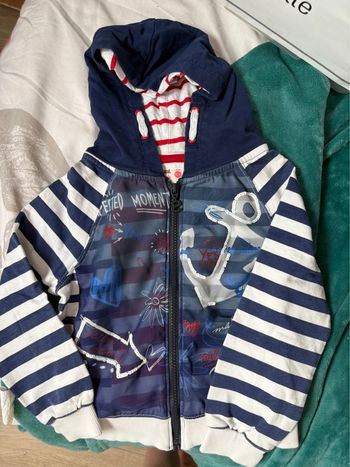 Gilet desigual 3-4 ans