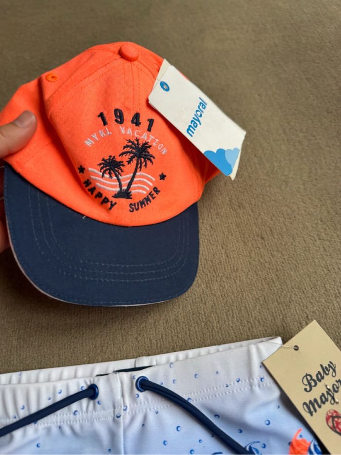 Maillot de bain + casquette bébé - photo numéro 3