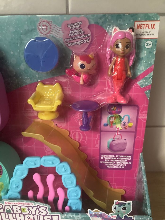 Lot Gabby’s Dollhouse coffret de voyage Paradis des sirènes avec accessoires et personnages  et amis mer-veilleux neuf sous blister - photo numéro 7