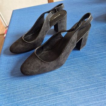 T39 sandales a talon carré