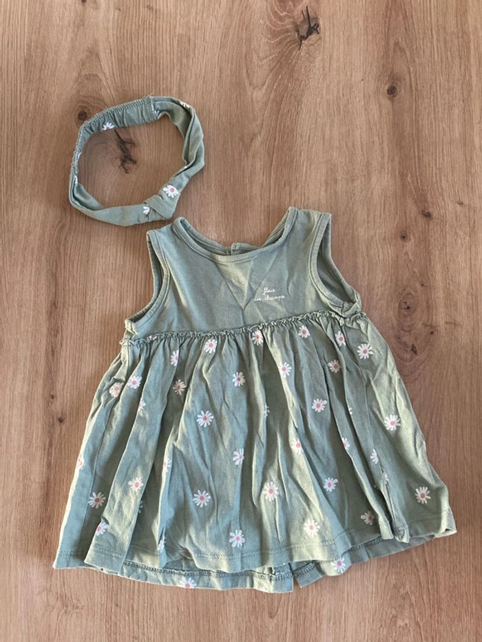 Robe et son bandeau 3mois