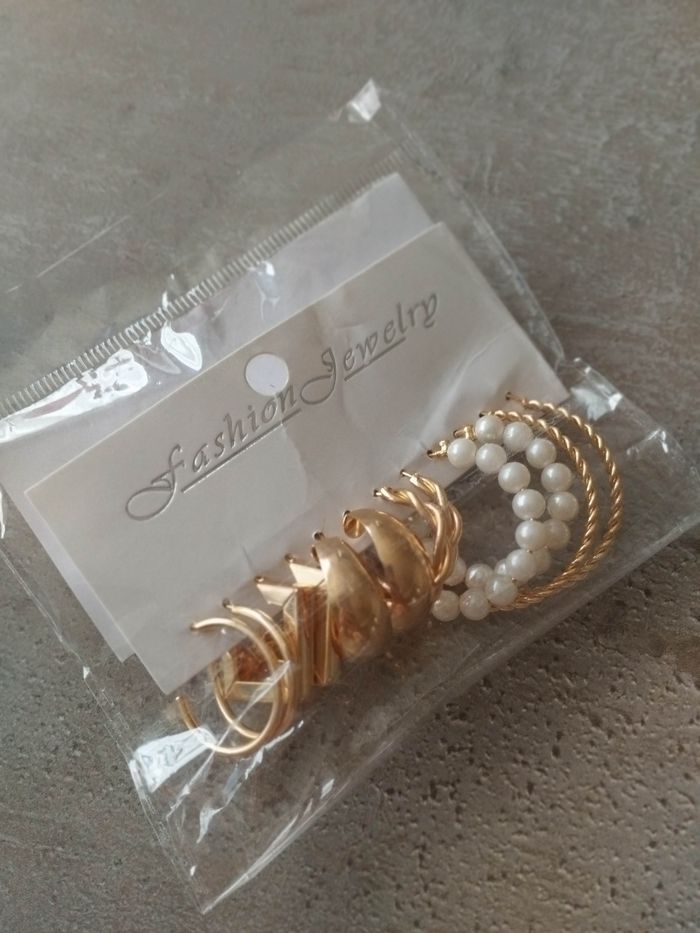 Lot 6 paires de boucles d'oreilles femme en