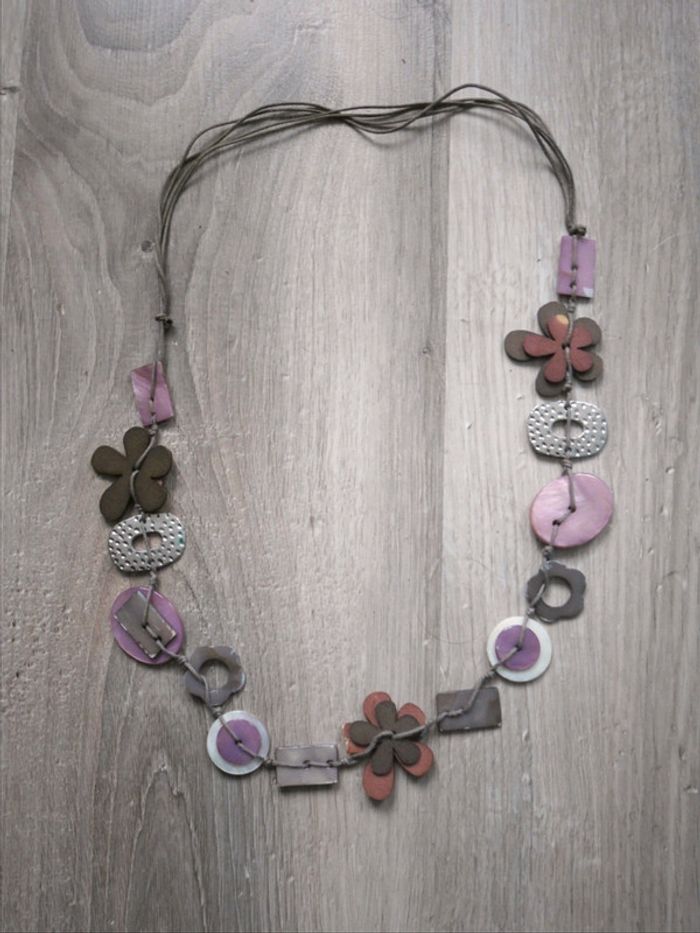 Collier fantaisie violet et marron