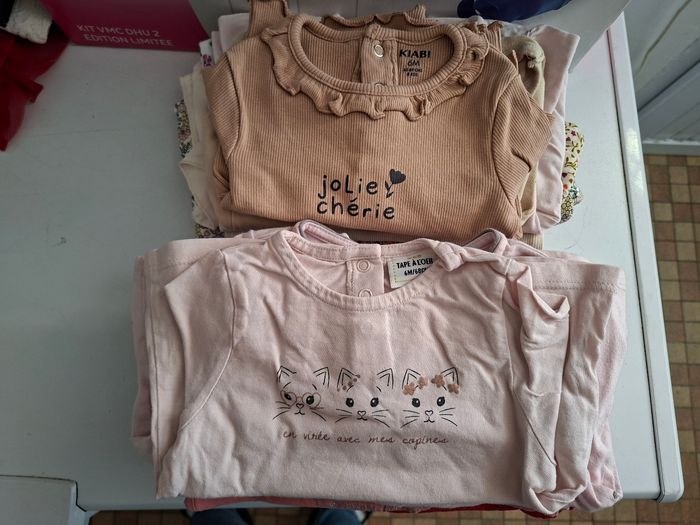 Lot vêtements 6 mois fille - photo numéro 3