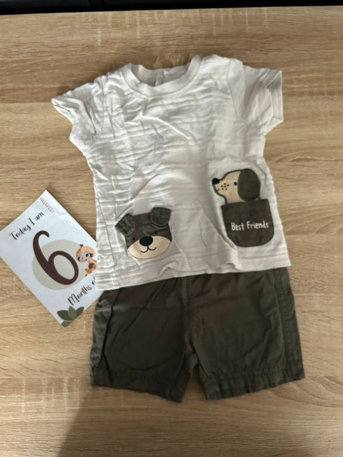 Short T-shirt