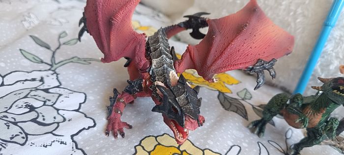 Lot figurines dragon - photo numéro 2