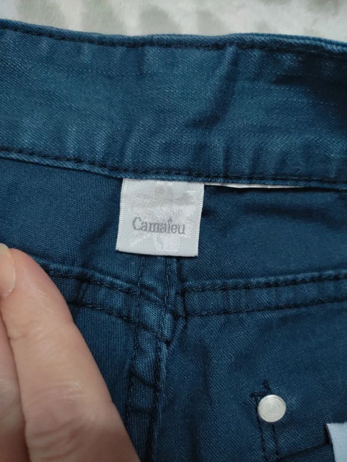 Pantalon jeans pattes d'éléphant évasé bleu effet délavé Camaïeu taille 38 - photo numéro 4