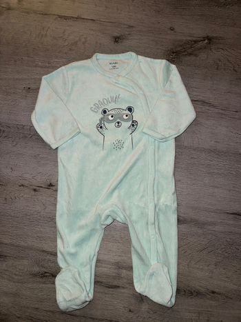 Pyjama kiabi 12 mois