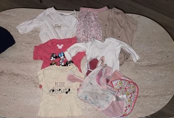 Lot body et haut taille 3 mois