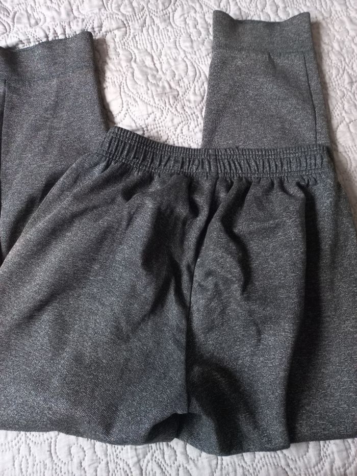 Jogging  Adidas  taille  S - photo numéro 6