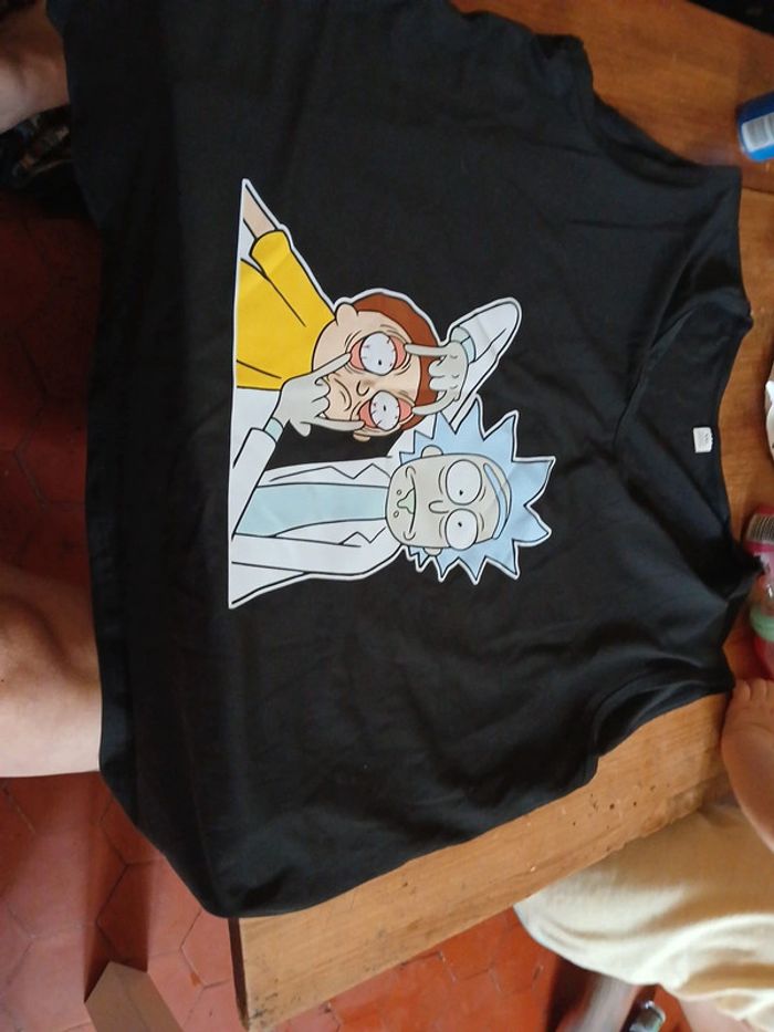 T-shirt rick et morty - photo numéro 4