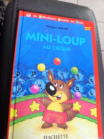 Livre Mini-Loup au cirque