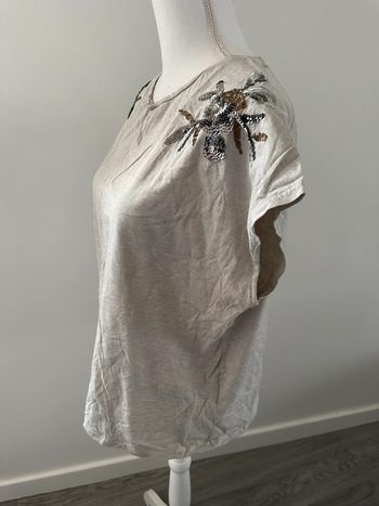 T-shirt crème et sequins dorés argentés T42/44 XL/XXL