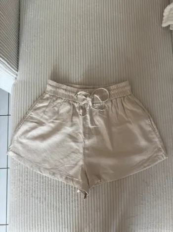Short en lin Zara beige