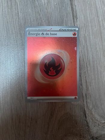 Énergie feu holo 151