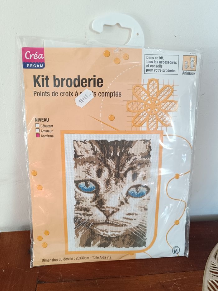 Kit broderie " Chat "