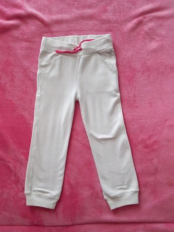 Pantalon Okaïdi taille 4 ans en très bon état