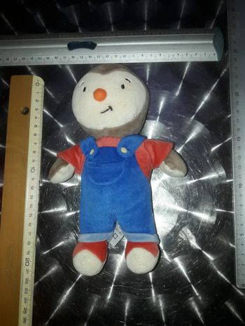 Tchoupi et doudou peluche