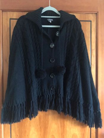 Cape noire taille unique Veritas