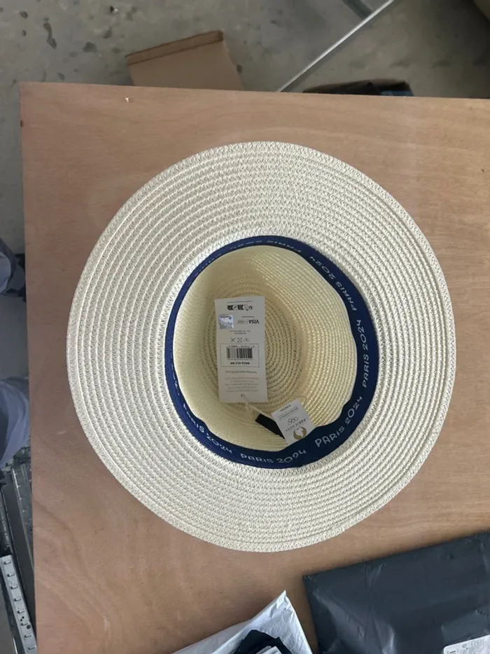 Chapeau, JO, 2024 - photo numéro 5