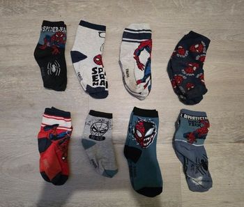Lot de 8 paires de chaussette Spiderman pointure 31-34 Tres Bonne Etat