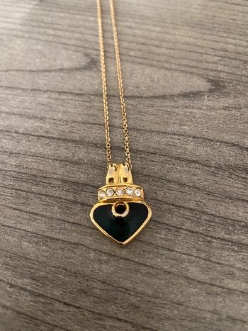 Chaîne avec pendentif