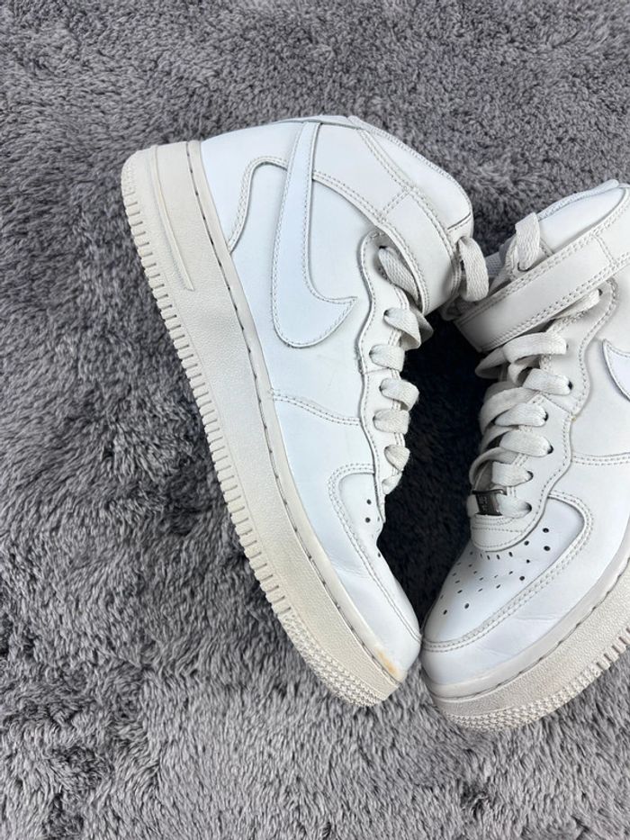 Nike Air Force 1 Mid ’82 Blanche – Pointure 36.5 - photo numéro 9