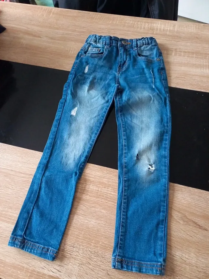 Jeans fille 7 ans - photo numéro 7