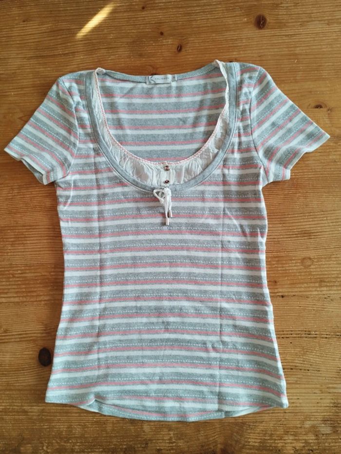 Tee-shirt femme rayé gris blanc rose – Taille S – Très bon état - photo numéro 4