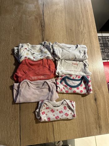 Lot de 7 bodies