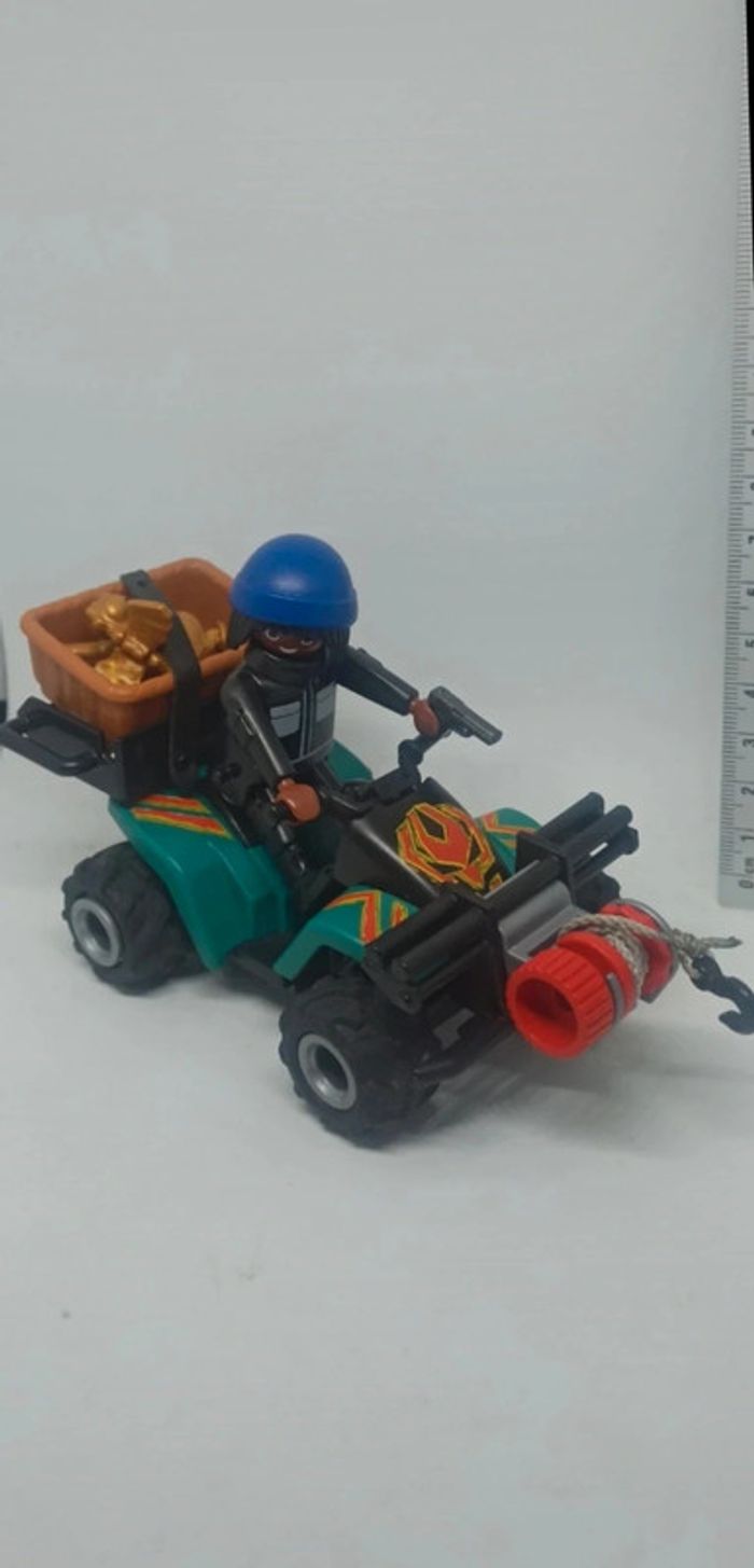 Homme voleur sur quad à friction playmobil