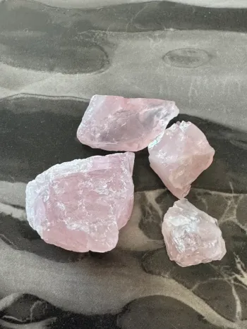 Lot pierres quartz rose