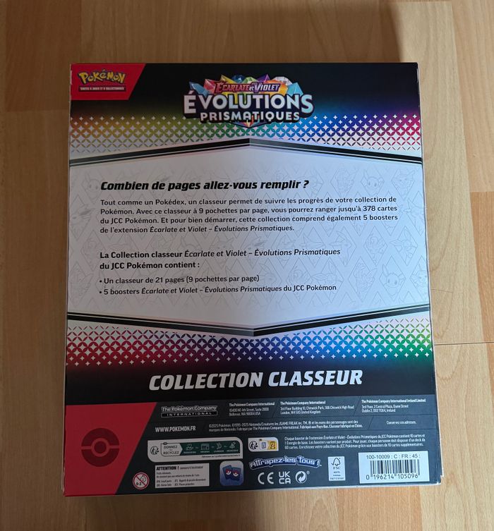 Pokémon Évolutions Prismatiques coffret - photo numéro 4