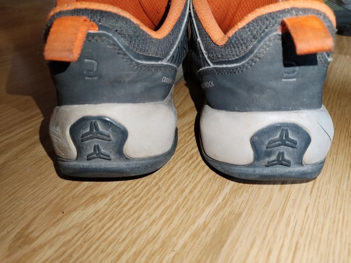 Chaussures de randonnée enfant grise et rouge taille 35 - photo numéro 3