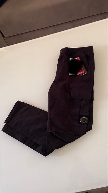Cargo cp noir neuf avec étiquette 