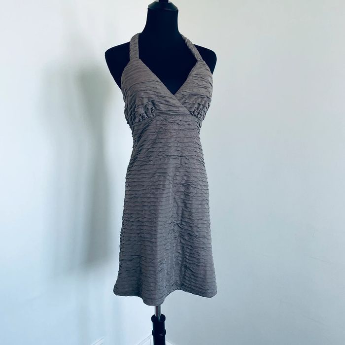 🚨 Négociable 🚨 très bon état. Robe. Taille 38. - photo numéro 15