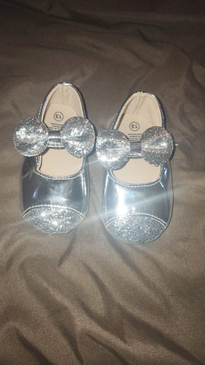 Chaussure argenté  pailletée - photo numéro 2