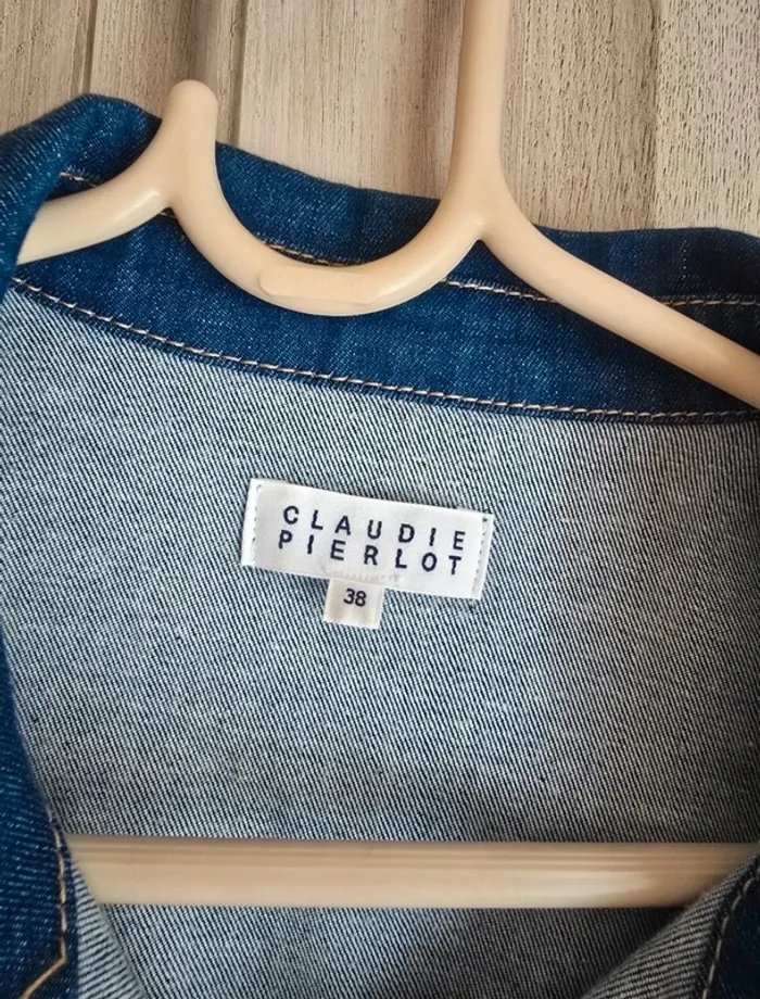 Chemise en jean claudie pierlot taille 38 - photo numéro 2