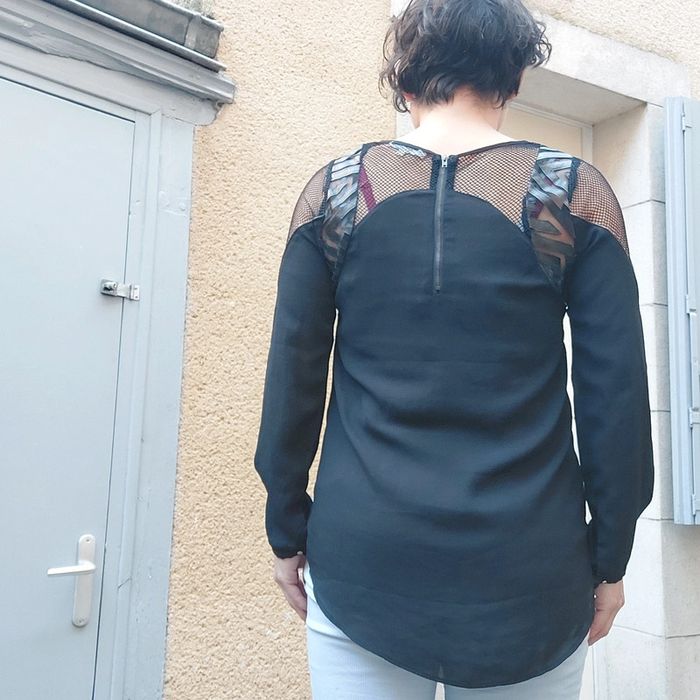 Superbe haut pour 36 petit 38 - photo numéro 3