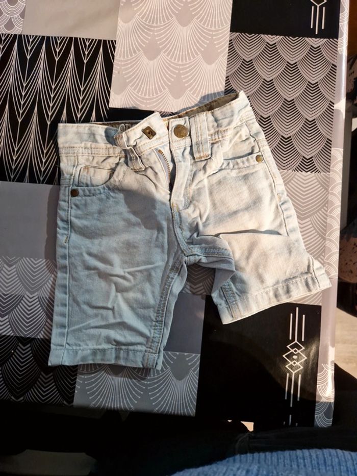 Short jean