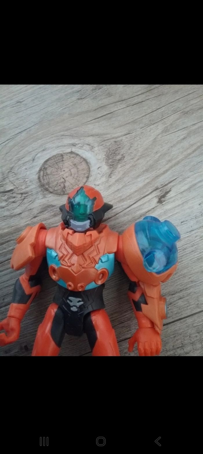 Figurine Man-At-Arms Musclor Les maitres de l'univers - photo numéro 4