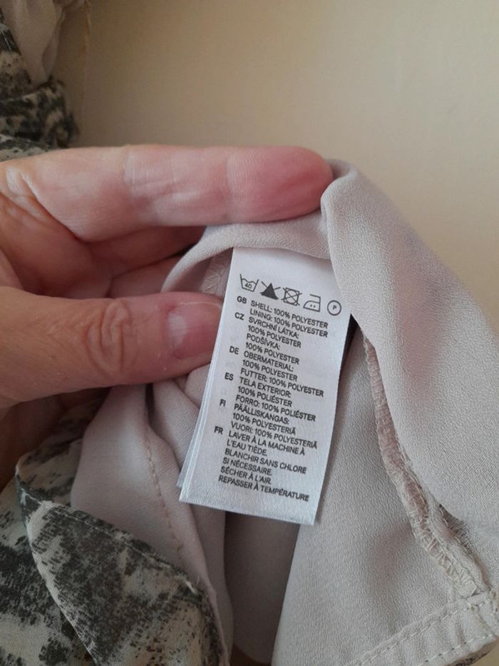 Robe courte sans manches - photo numéro 5