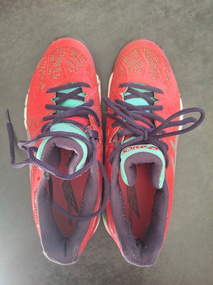 Baskets handball Asics 38 - photo numéro 2
