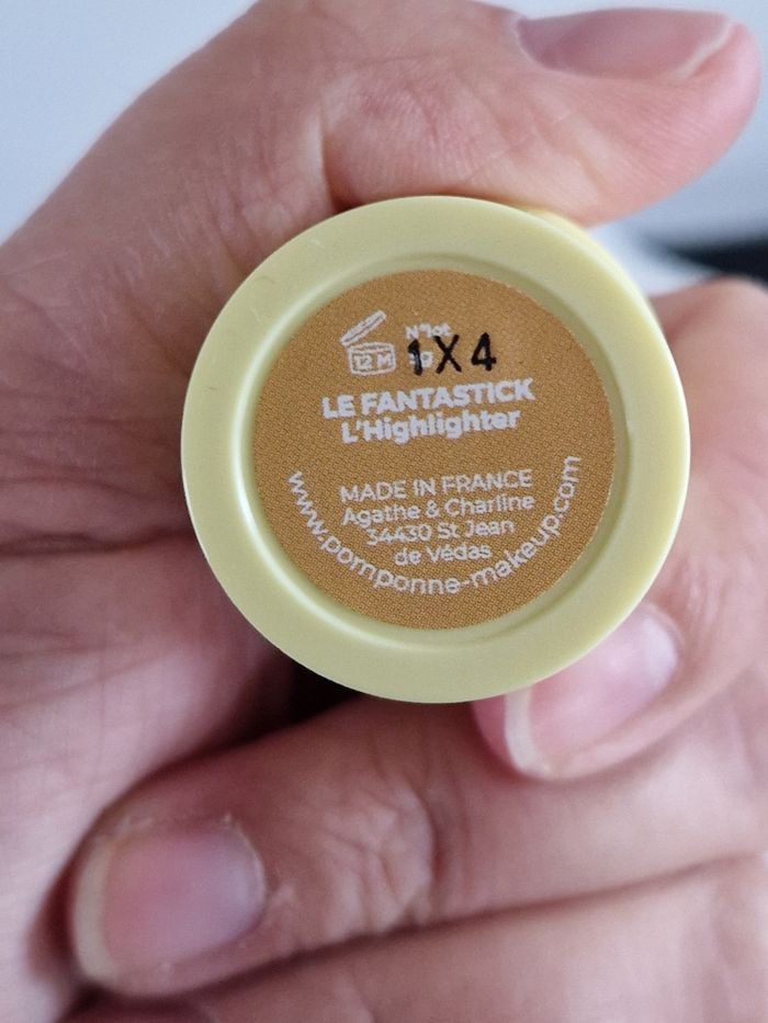Maquillage highlighter pomponne - photo numéro 2