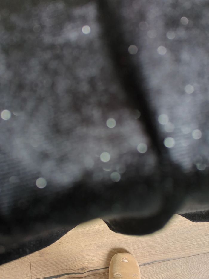 Petite robe noire à paillettes - photo numéro 6
