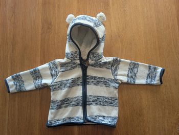 Veste chaude à capuche bleu et blanc H&M 4-6mois